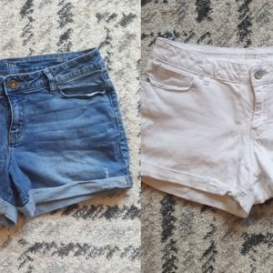 2 Pair of Jean Shorts Size 30(10)